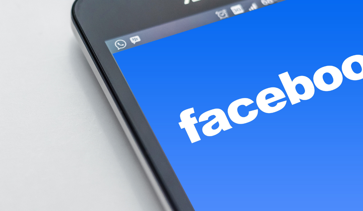 Strategies to Boost E-Commerce Sale with Facebook Ads